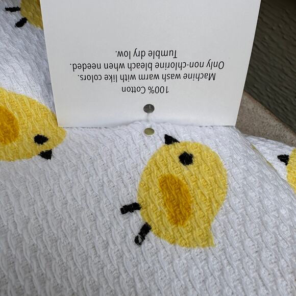 Spring Little Yellow Chicks Colordrift Kitchen Towels Set Of 2 New Pom Poms Cute - Picture 3 of 8